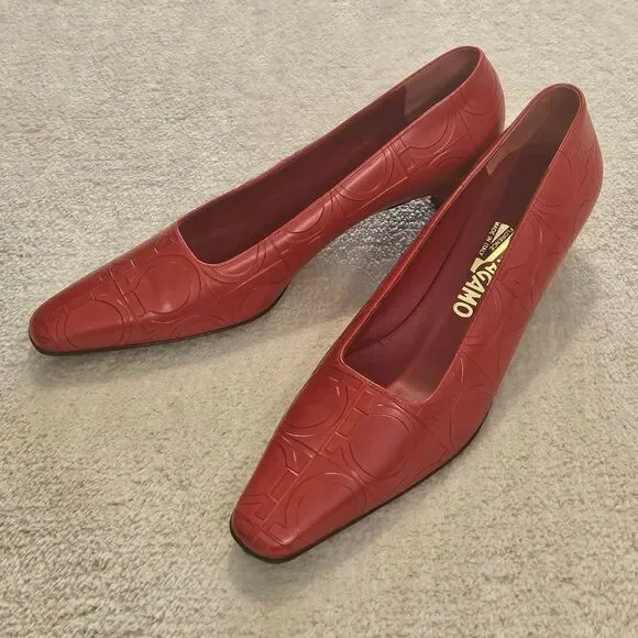 NEW Salvatore Ferragamo Red Heels Pumps Leather Shoes Luxury Formal Office Party - Picture 1 of 6